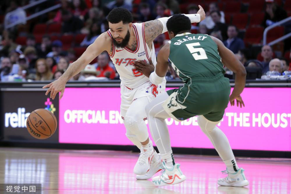 太阳报：拉爵削减食堂让布雷斯福德困惑，后者开始怀疑自己.