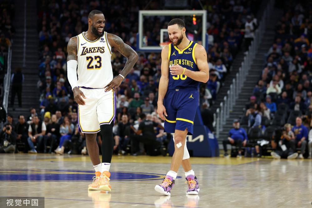 球致力于消 球致力于消